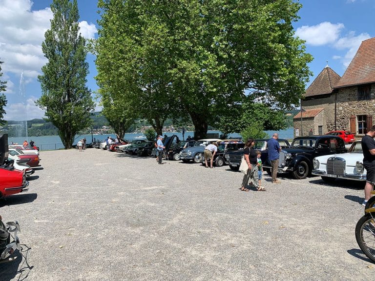 oldtimer-aneinader-gereiht